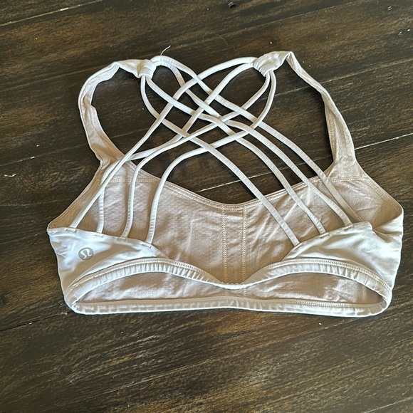 lululemon bra - Picture 2 of 3
